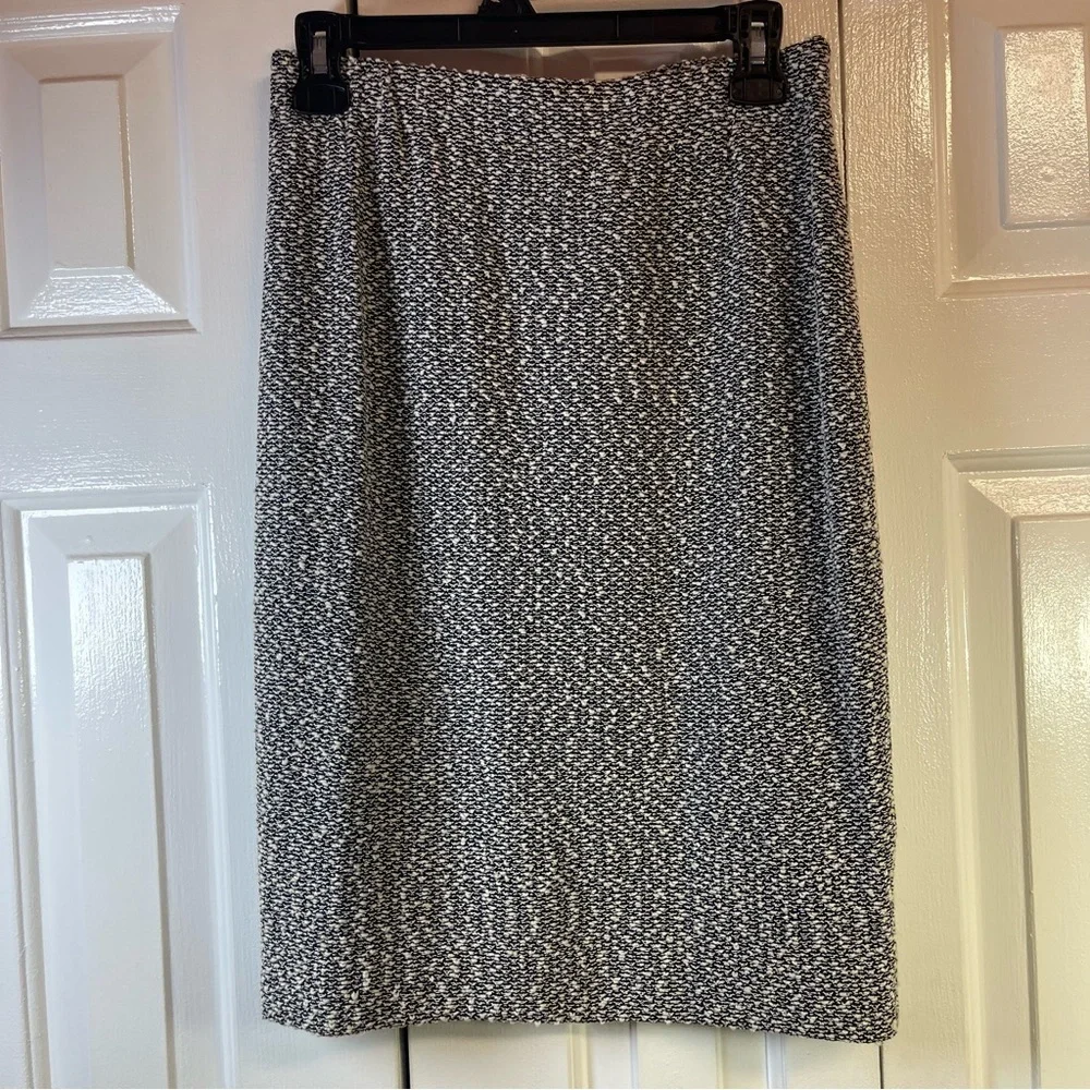 ST. JOHN Couture 2 Piece Tweed Texture Jacket + Mini Skirt Gold Button Suede C14
